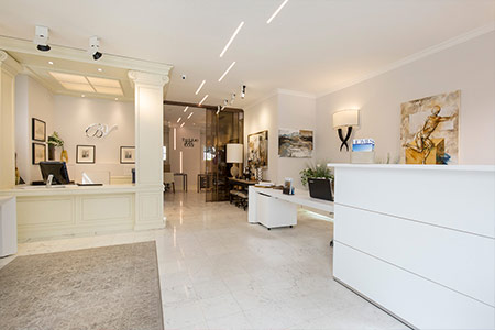 Luxury real estate agency BARNES COMO