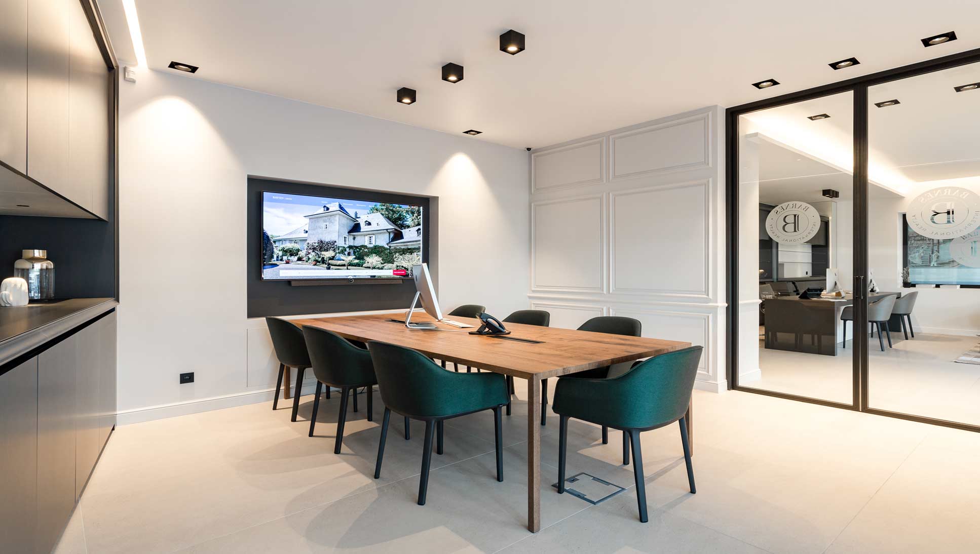 Agence immobilière de prestige BARNES Leman