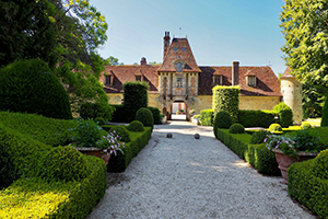 Luxury real estate agency BARNES PROPRIÉTÉS & CHATEAUX